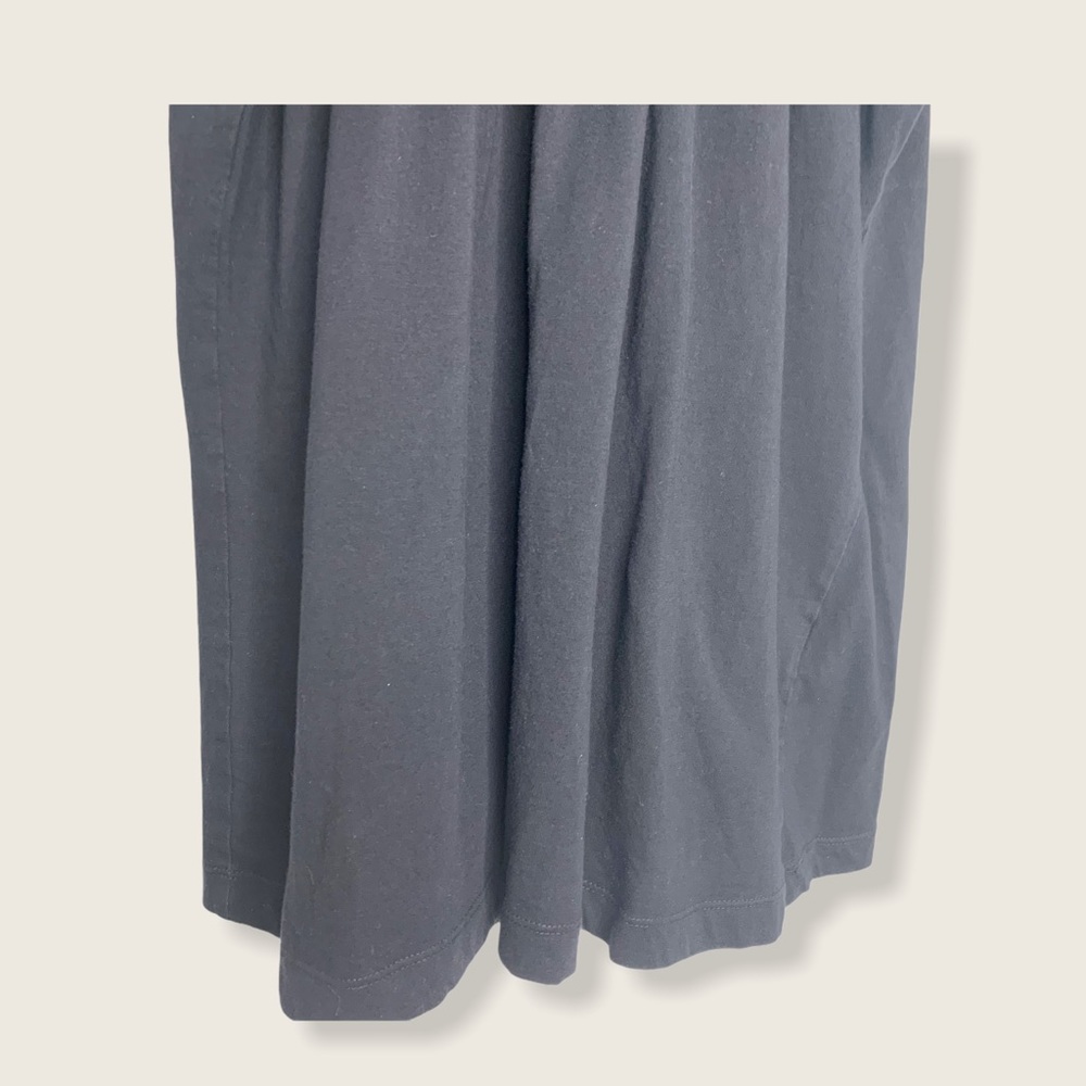 Chaus Organic Ruched Crewneck Solid Black T Shirt - Picture 3 of 10